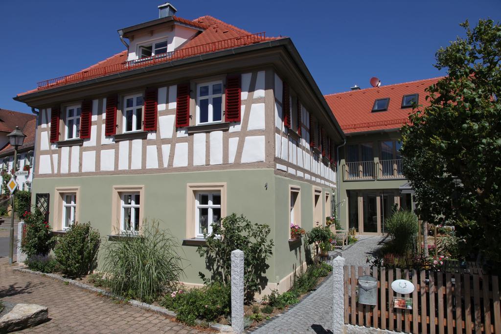 Luisenhof Hotel Geisfeld  Ngoại thất bức ảnh